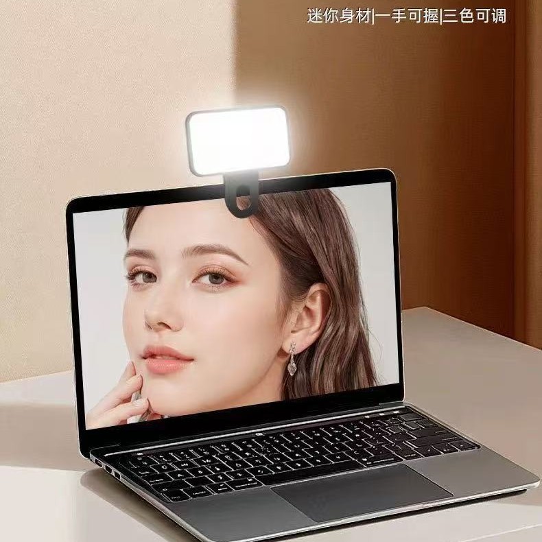 Luce LED Portatile a Clip per  - Photography Lighting Online recensione e prezzo