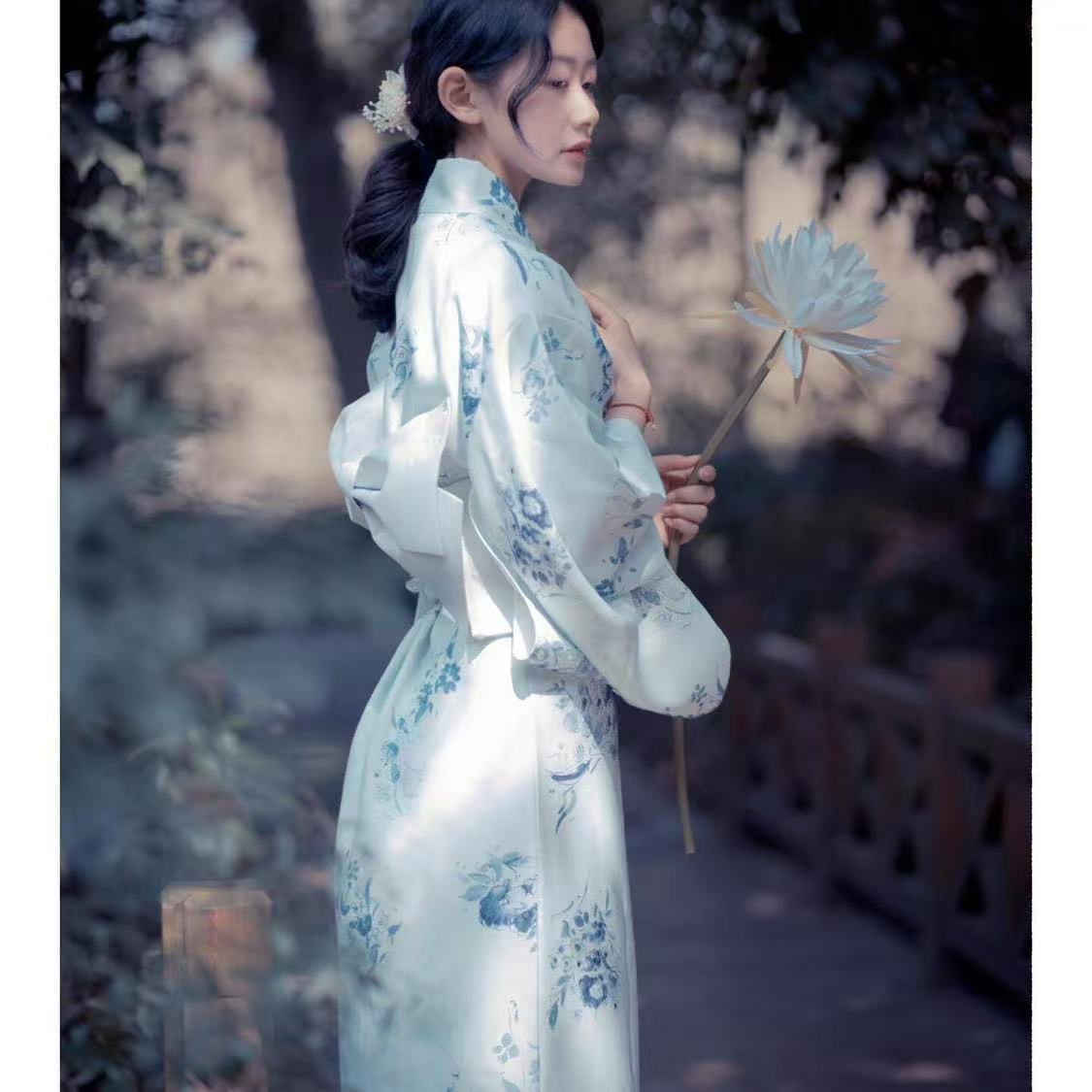 Kimono Azzurro Tradizionale Gi - Photography Lighting For Clothing recensione e prezzo