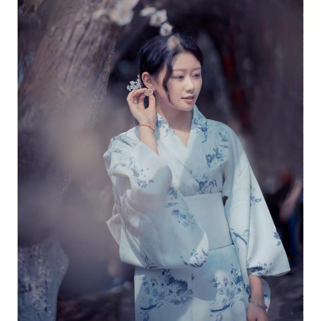 Kimono Azzurro Tradizionale Gi - Photography Lighting For Clothing recensione e prezzo